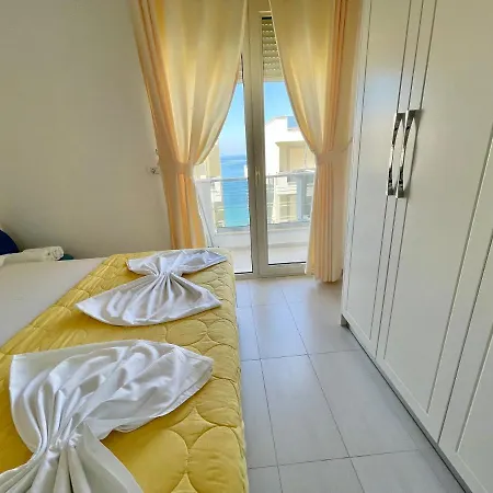 Aparthotel Luxury 1 *