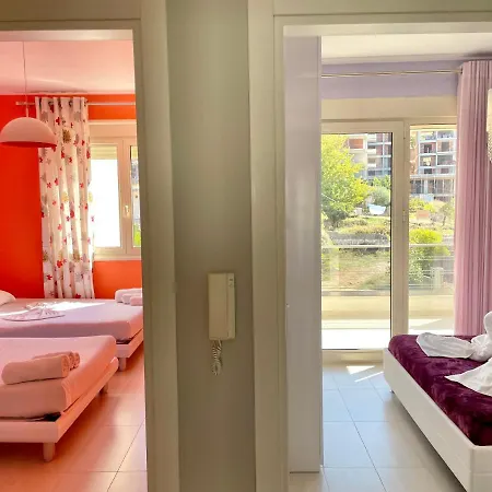 Aparthotel Luxury 1 *