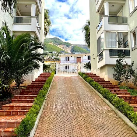 Luxury 1 Vlorë