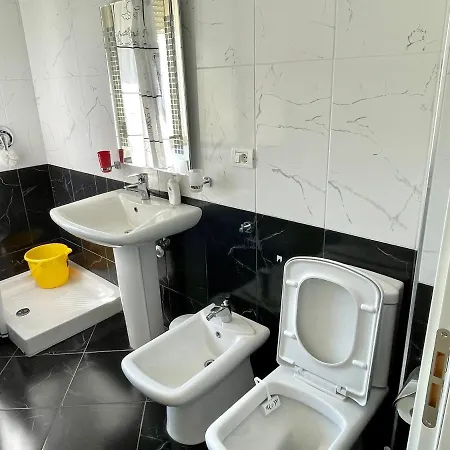 Luxury 1 Aparthotel Vlorë