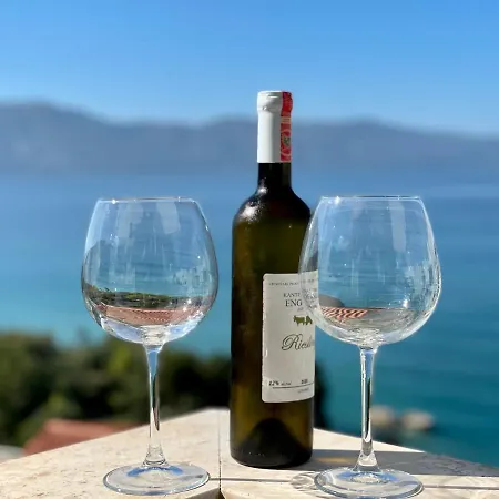 Luxury 1 Vlorë