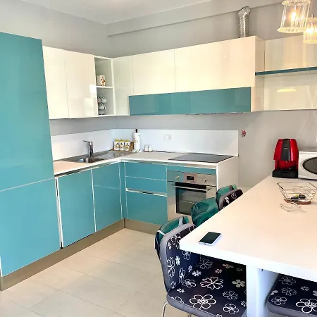 Aparthotel Luxury 1 *